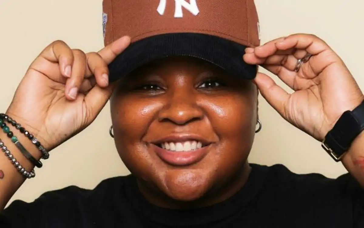 Tee Sanders at Cleveland Funny Bone Comedy Club