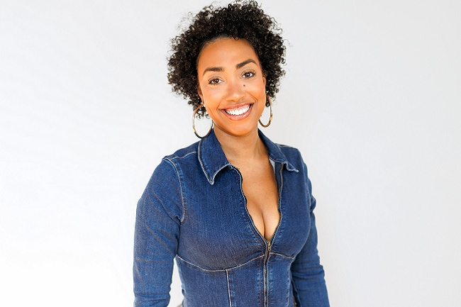 Eva Evans at Houston Improv
