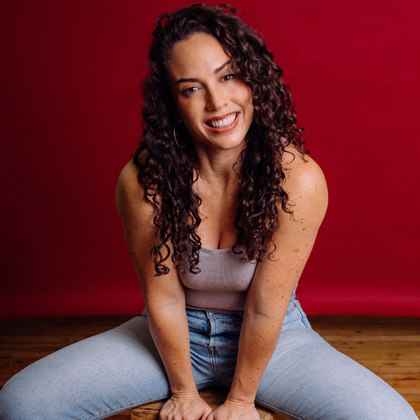 Caitlin Peluffo at The Comedy Club of Kansas City