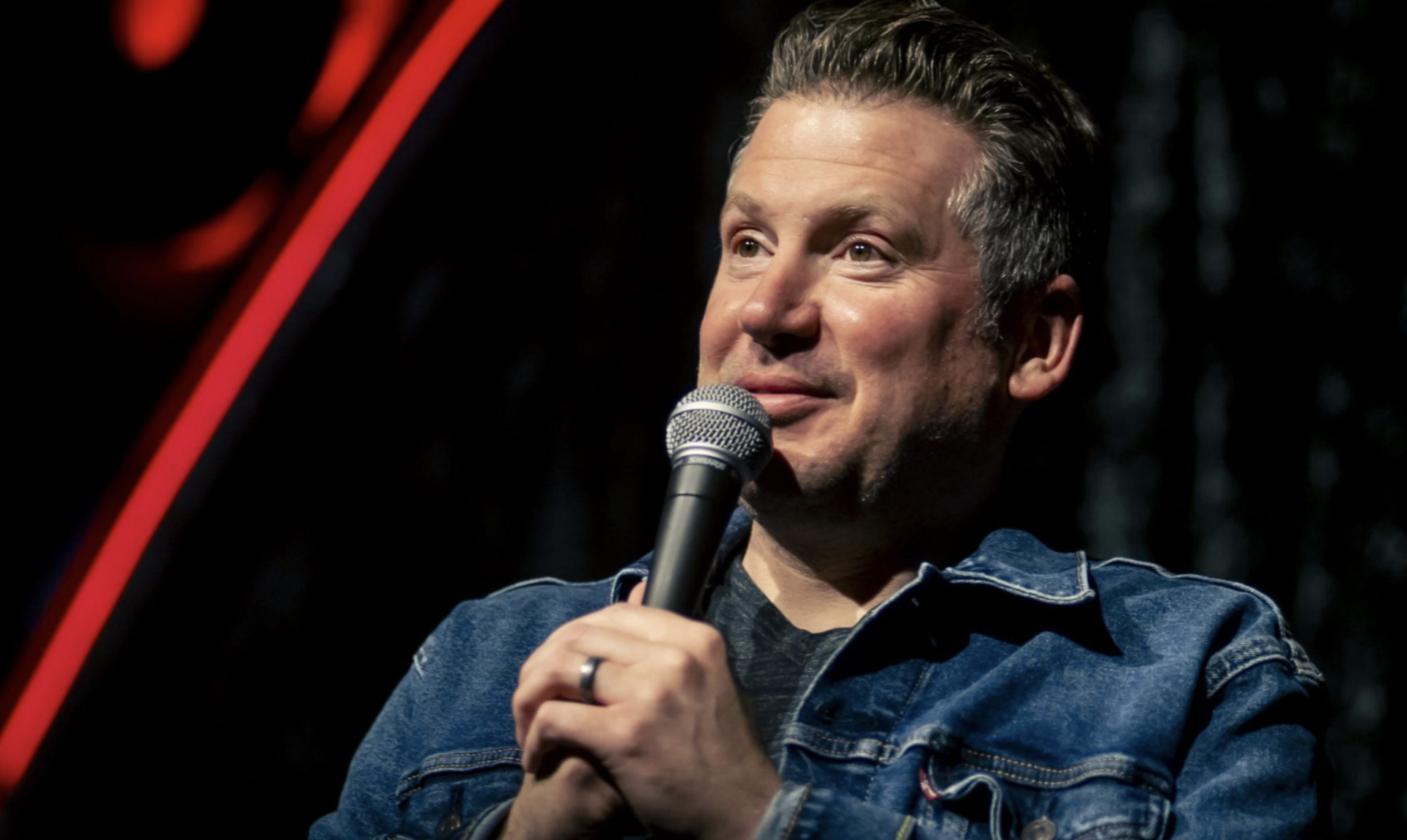 Dave Landau Live at The Grove Comedy Club